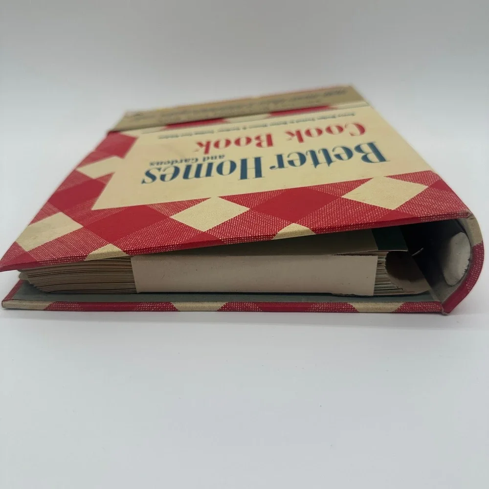 VTG UNUSED Better Homes & Gardens Cookbook Red Gingham 5Ring Binder Gold Band